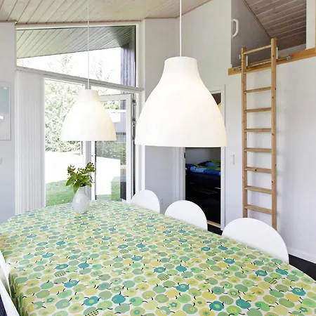 8 Person In Haderslev-by Traum Дом отдыха Arosund